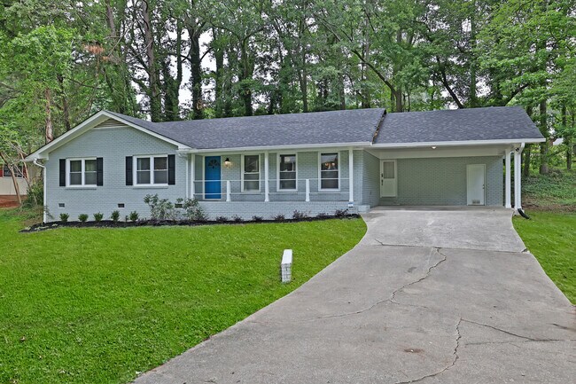 3665 Las Olas Dr photo'