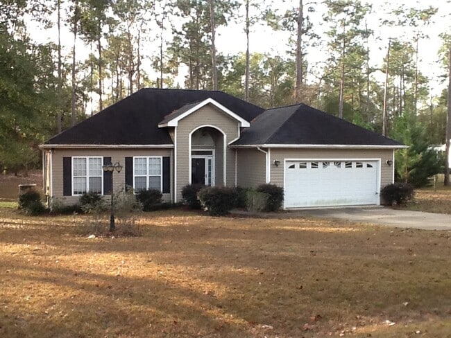 property at 318 Riverchase Dr