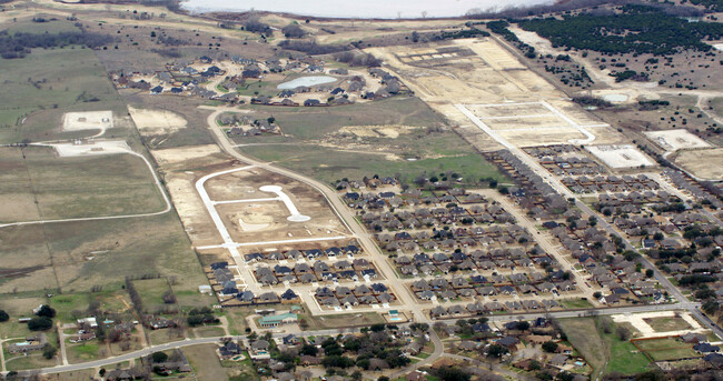 711 Lake Murray Lane in Cleburne, TX - Building Photo - Primary Photo