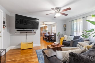 36 Priesing St, Unit 2 in Boston, MA - Building Photo - Building Photo