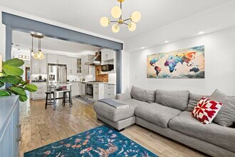 284 6th St in Jersey City, NJ - Building Photo - Building Photo