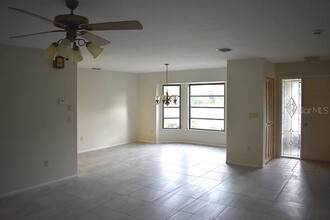 107 Hourglass Dr in Venice, FL - Building Photo - Building Photo