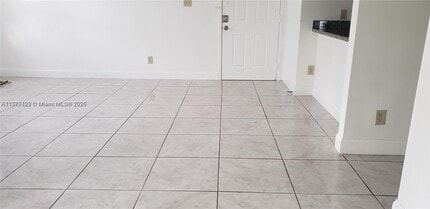 630 S Park Rd in Hollywood, FL - Foto de edificio - Building Photo