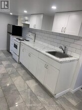 191 Simcoe St S in Oshawa, ON - Building Photo - Building Photo