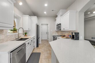 935 Turtle Dove Trail in College Station, TX - Building Photo - Building Photo