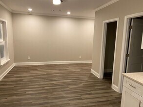 1240 Biltmore Dr NE in Atlanta, GA - Building Photo - Building Photo