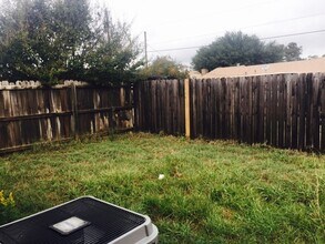 2106 Lee St in Longview, TX - Building Photo - Building Photo