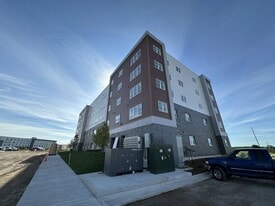 Victories Square in Petoskey, MI - Building Photo