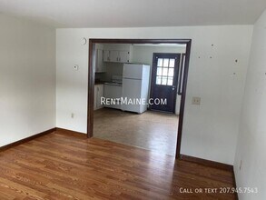 19 Hemlock St in Bangor, ME - Building Photo - Building Photo