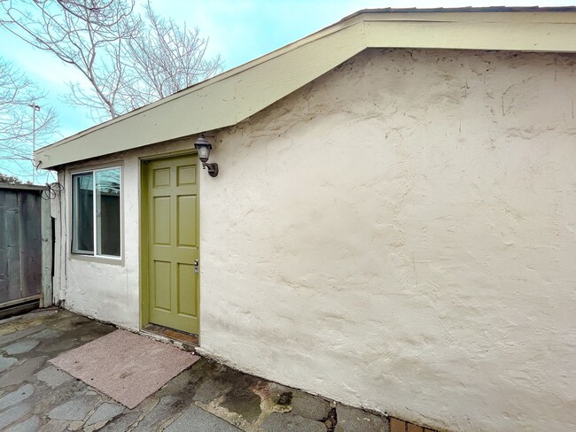 property at 1160 San Pablo Ave