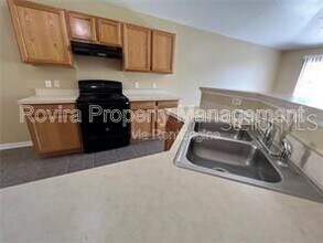 5536 Sycamore Canyon Dr in Kissimmee, FL - Building Photo - Building Photo