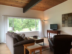 1220 Glacier Ave-Unit -303 in Juneau, AK - Building Photo - Building Photo