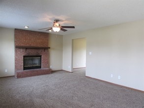 5363 Rolling River Ct in Indianapolis, IN - Building Photo - Building Photo