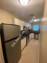 35 10th St in Shalimar, FL - Building Photo - Building Photo