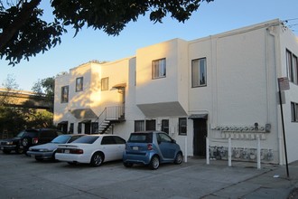 1272 Solano Ave in Albany, CA - Foto de edificio - Building Photo