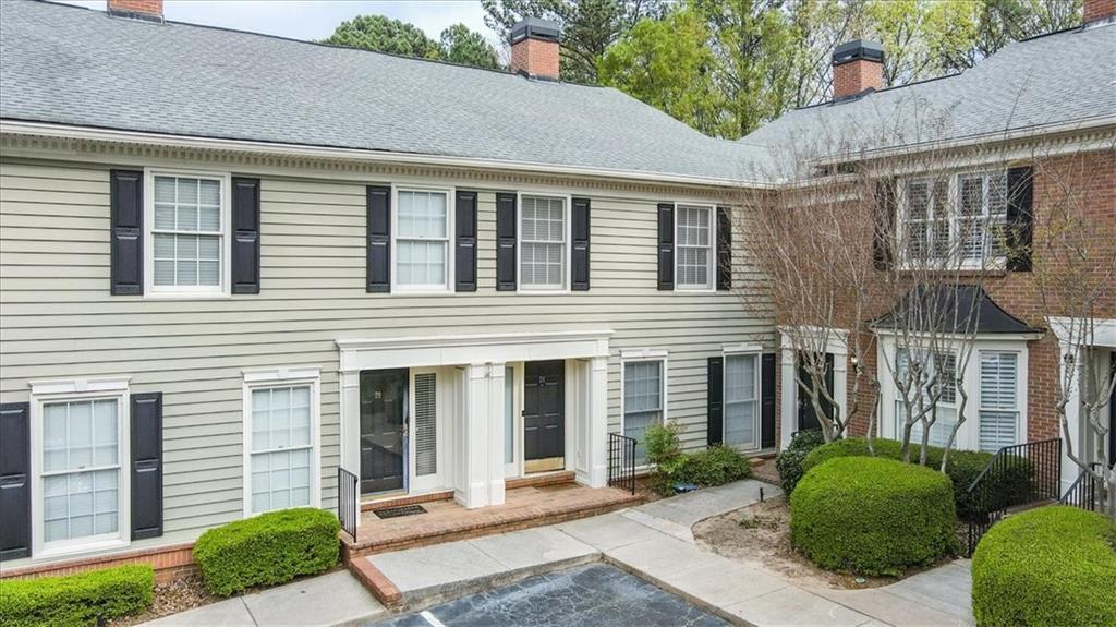 28 Mt Vernon Cir in Dunwoody, GA - Building Photo