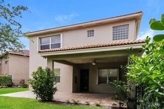 1073 Grove Park Cir in Boynton Beach, FL - Building Photo - Building Photo