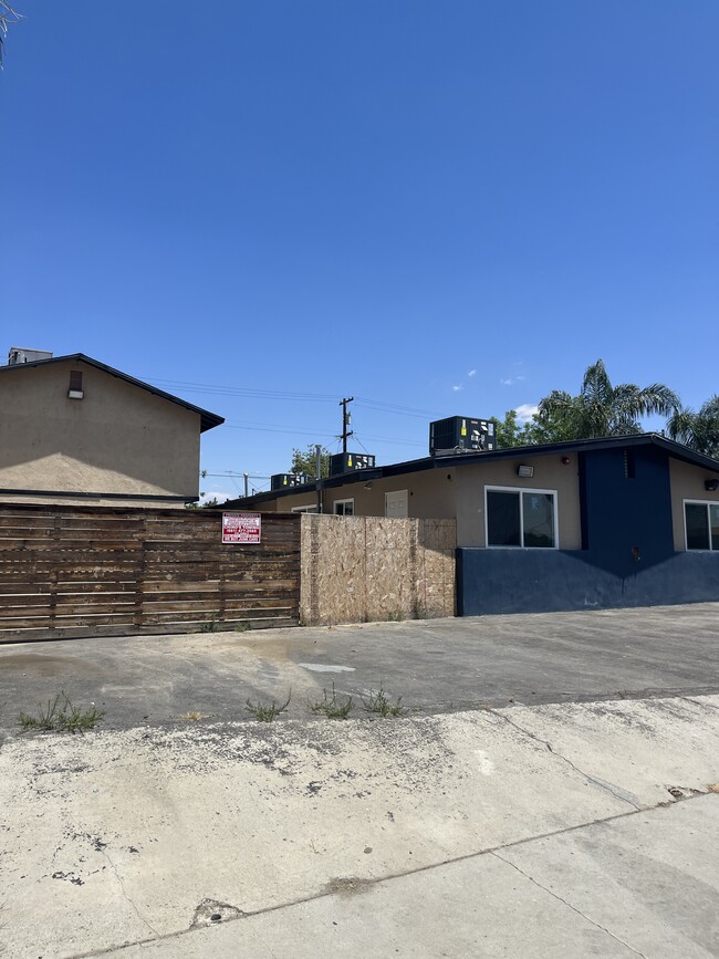 1620 Oregon St in Bakersfield, CA - Building Photo - Building Photo