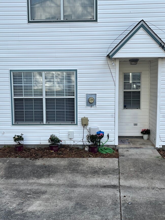 property at 547 Collinsford Rd