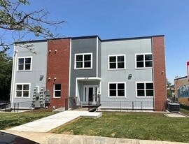 4732 Sheriff Rd in Washington, DC - Building Photo