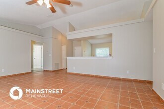13130 Pinyon Dr in Clermont, FL - Foto de edificio - Building Photo