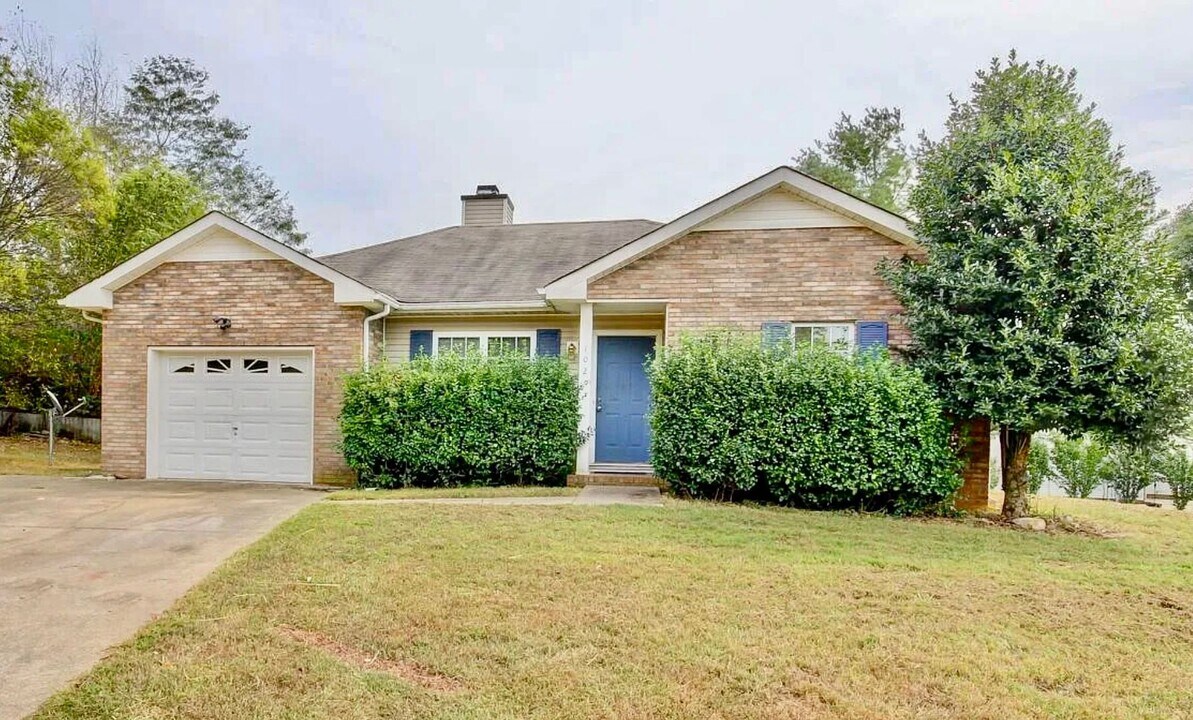 102 Smokey Ct in Clarksville, TN - Building Photo