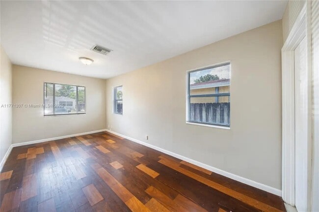 2537 Adams St in Hollywood, FL - Building Photo - Building Photo