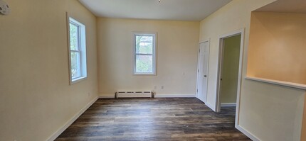 31 Pearl St, Unit 2 in Kerhonkson, NY - Building Photo - Building Photo