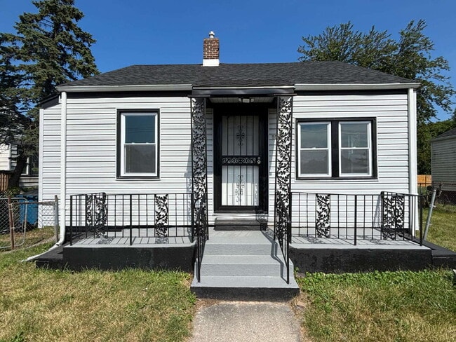 property at 1027 Colfax St