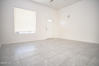 13106 Cleethorpes St in El Paso, TX - Building Photo - Building Photo