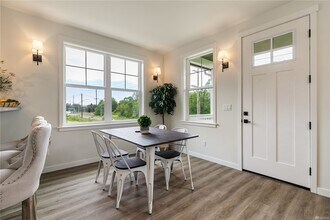 3226 E Sunset Dr in Bellingham, WA - Building Photo - Building Photo