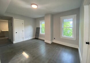 2 Cottage St, Unit 2-4#2 in Boston, MA - Building Photo - Building Photo