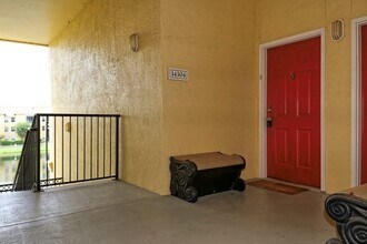 1225 Lake Shadow Cir in Maitland, FL - Building Photo - Building Photo