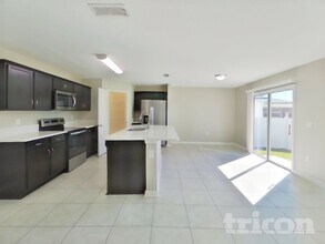 1916 Constitutional Republic Pl in Jacksonville, FL - Building Photo - Building Photo