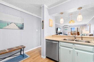 9501 Shore Dr in Myrtle Beach, SC - Building Photo - Building Photo