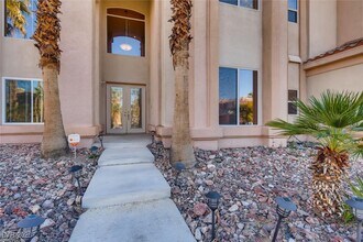 1870 Columbia Crest Ct in Las Vegas, NV - Building Photo - Building Photo