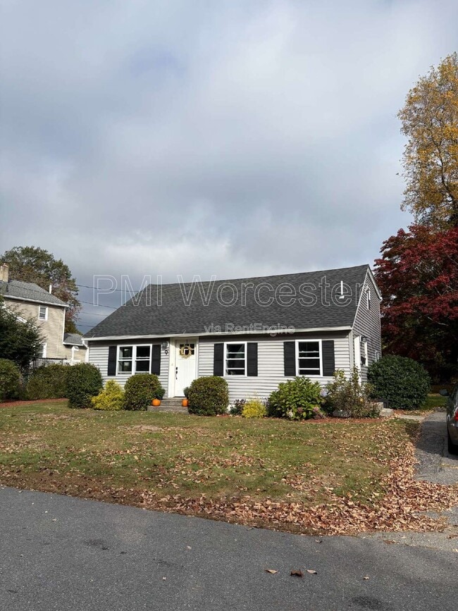 property at 9 Greenwood Dr