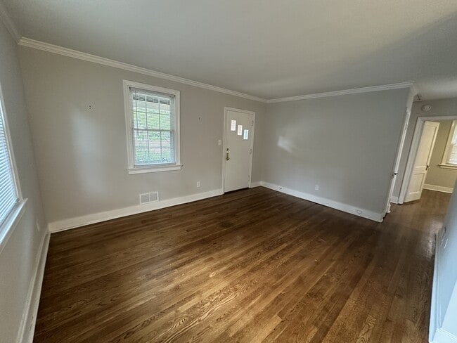 5004 Patterson Ave in Richmond, VA - Building Photo - Building Photo