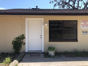 27 NW 21st Pl, Unit 29 in Ocala, FL - Building Photo - Building Photo