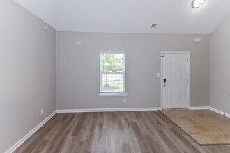 9840 White Poplar Dr in Olive Branch, MS - Building Photo - Building Photo