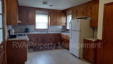 7161 Dabneys Mill Rd in Manquin, VA - Building Photo - Building Photo