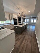 8110 5th St in North Bergen, NJ - Building Photo - Building Photo