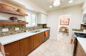 1255 E Riviera Dr in Tempe, AZ - Building Photo - Building Photo