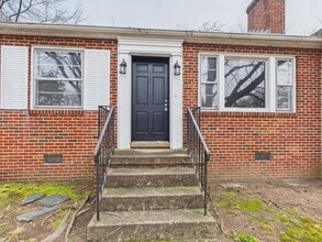 637 Woodhaven Dr in Richmond, VA - Building Photo - Building Photo