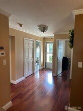 27B Benjamin Franklin Dr in Monroe Township, NJ - Building Photo - Building Photo