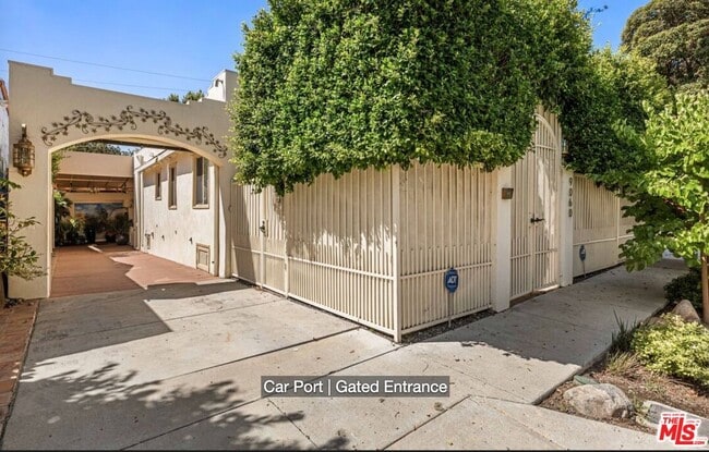 9060 Harland Ave in West Hollywood, CA - Building Photo - Building Photo