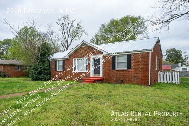 2210 Dogwood Ln NW in Huntsville, AL - Building Photo - Building Photo