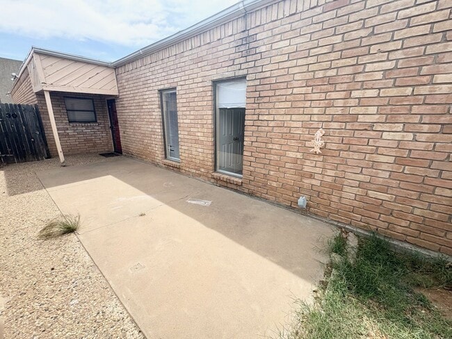 property at 304 Thomas St