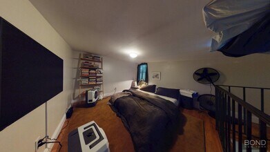 237 Sullivan St in Manhattan, NY - Building Photo - Building Photo
