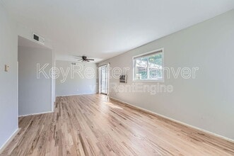 13653 E 13th Ave in Aurora, CO - Building Photo - Building Photo